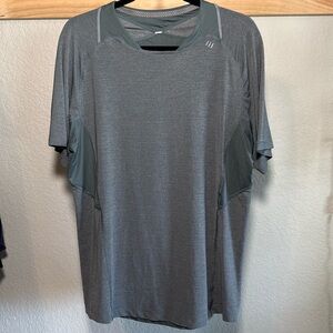 Lululemon Mens Metal Vent Tech Short Sleeve Gray Sage szL‎